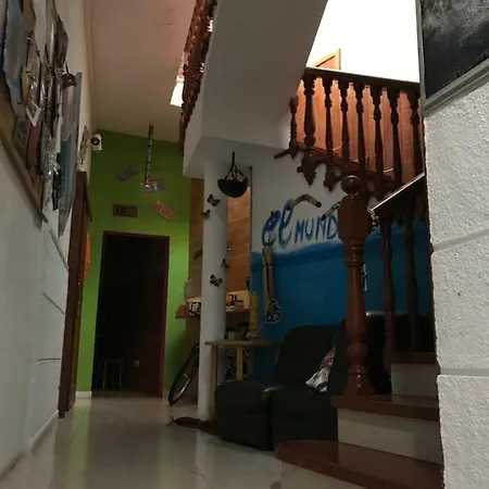 Elmundostel Albergue *
